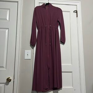 Pre Owned Basic Abaya long length Zipper Size 14 Youth